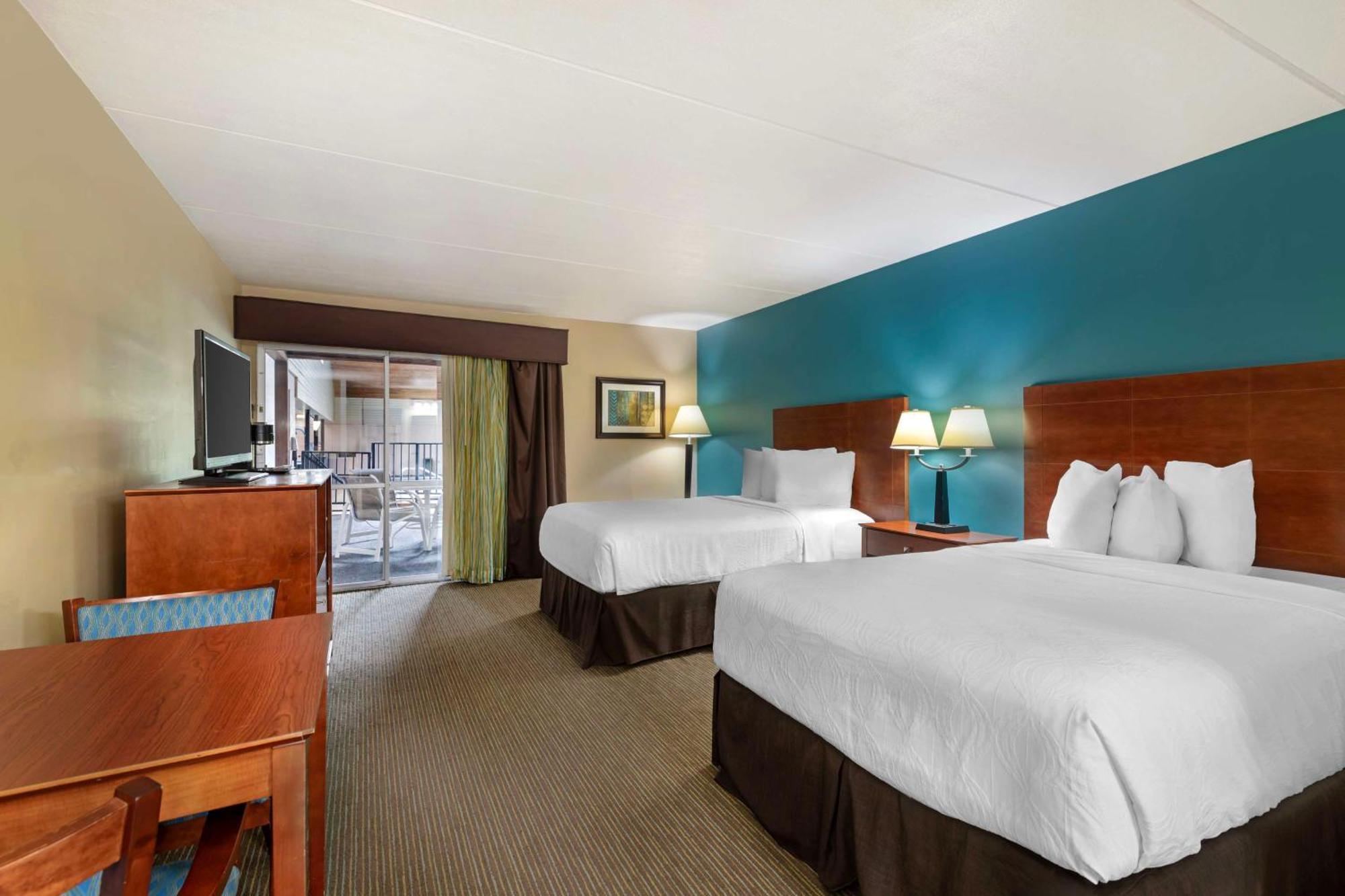 Best Western Plus Plattsburgh Exterior foto