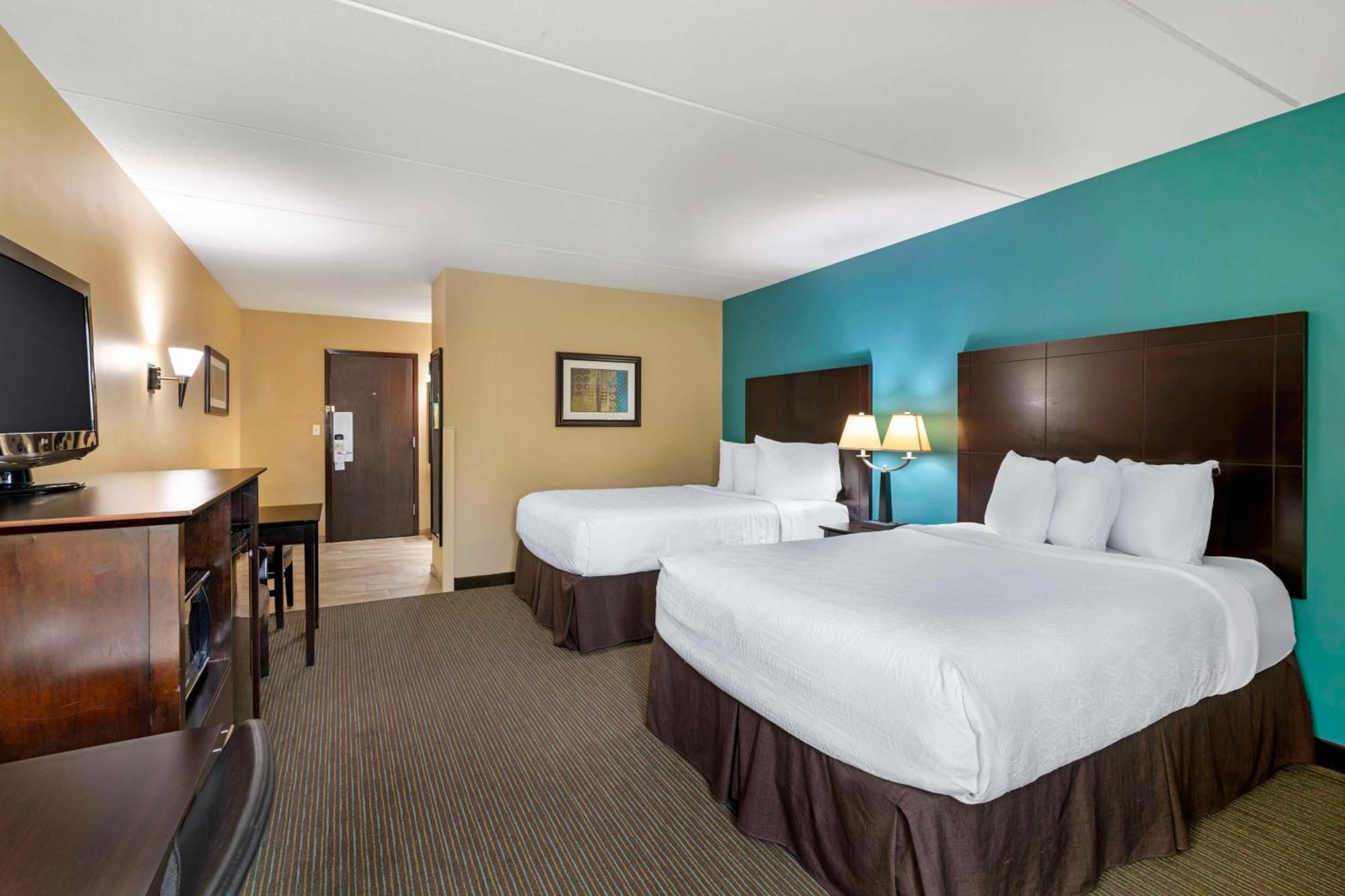 Best Western Plus Plattsburgh Exterior foto