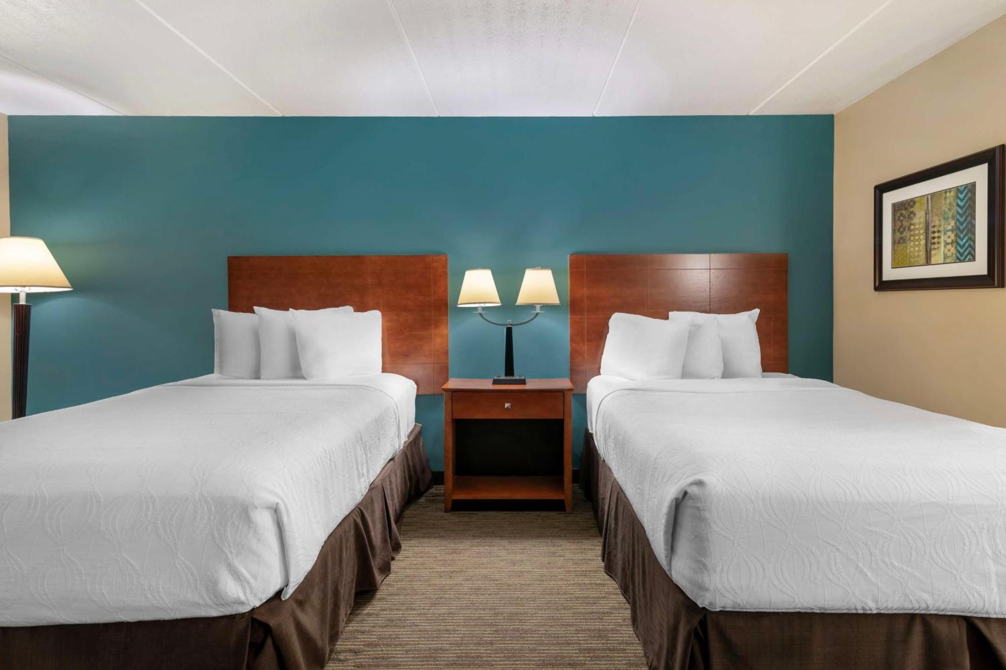 Best Western Plus Plattsburgh Exterior foto